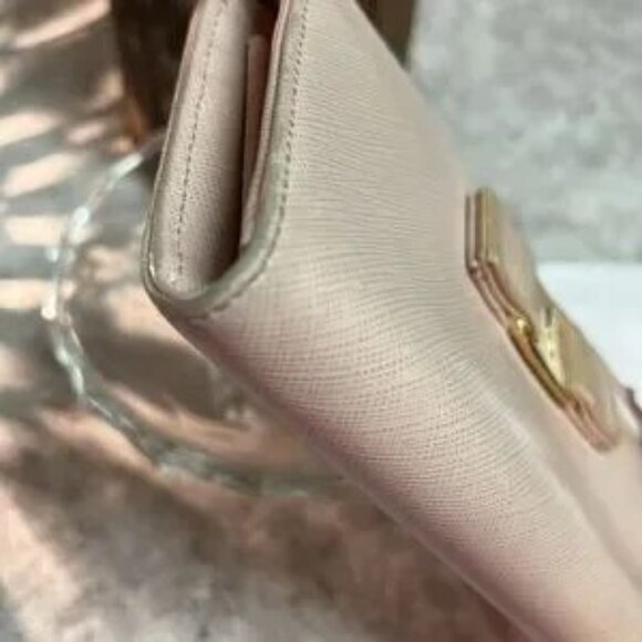 Salvatore Ferragamo Zipper Wallet - Picture 5 of 5